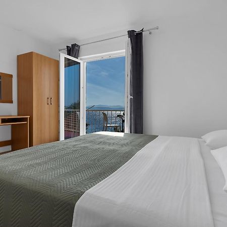 Apartments By The Sea Podgora, Makarska - 2596 Номер фото