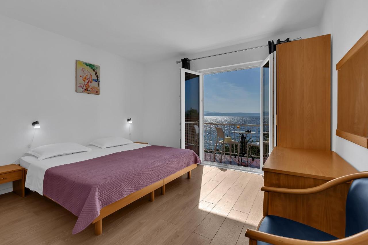 Apartments By The Sea Podgora, Makarska - 2596 Екстер'єр фото